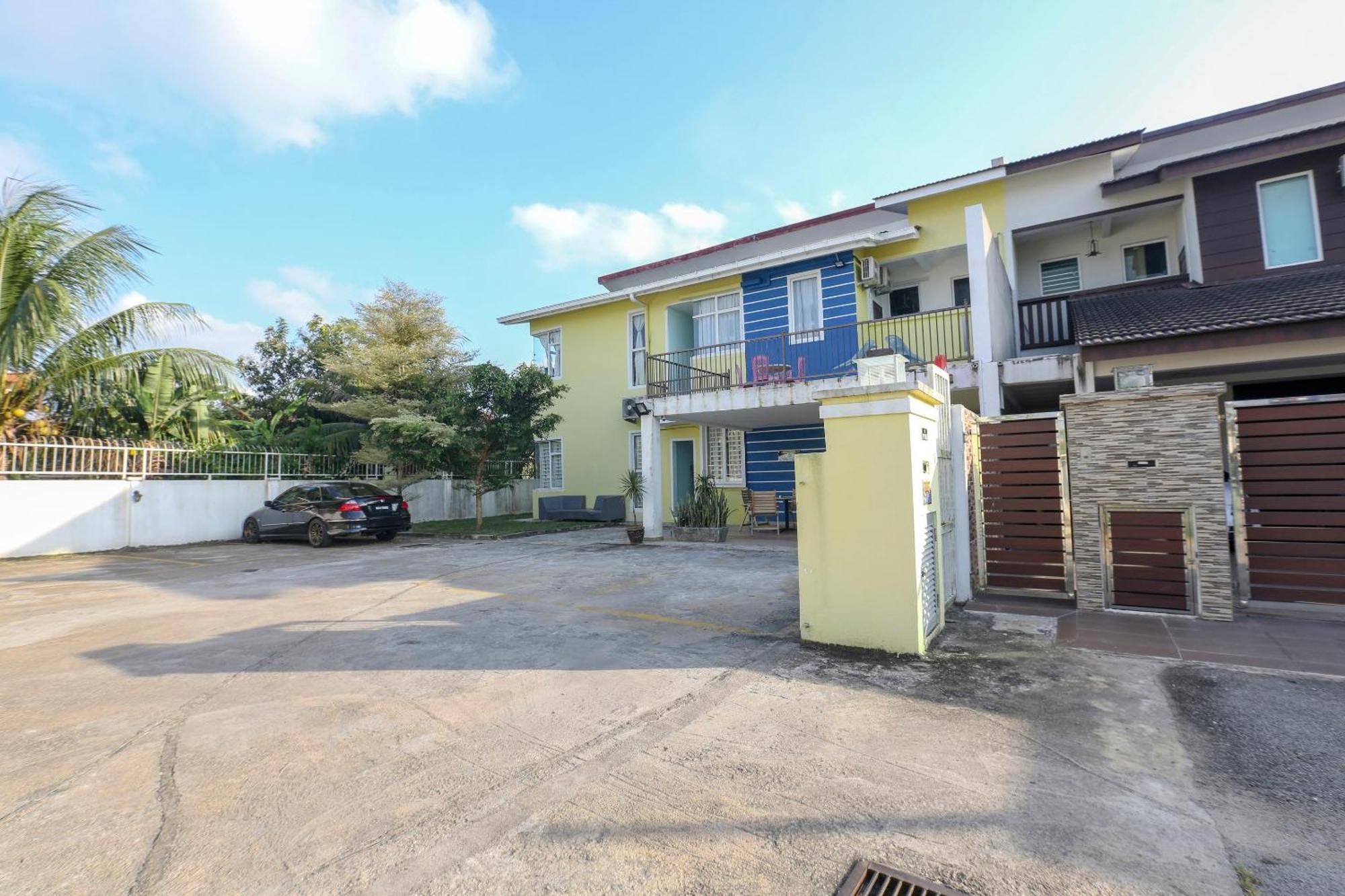 Oyo 90132 Come Inn Premium Kuala Terengganu Exterior foto