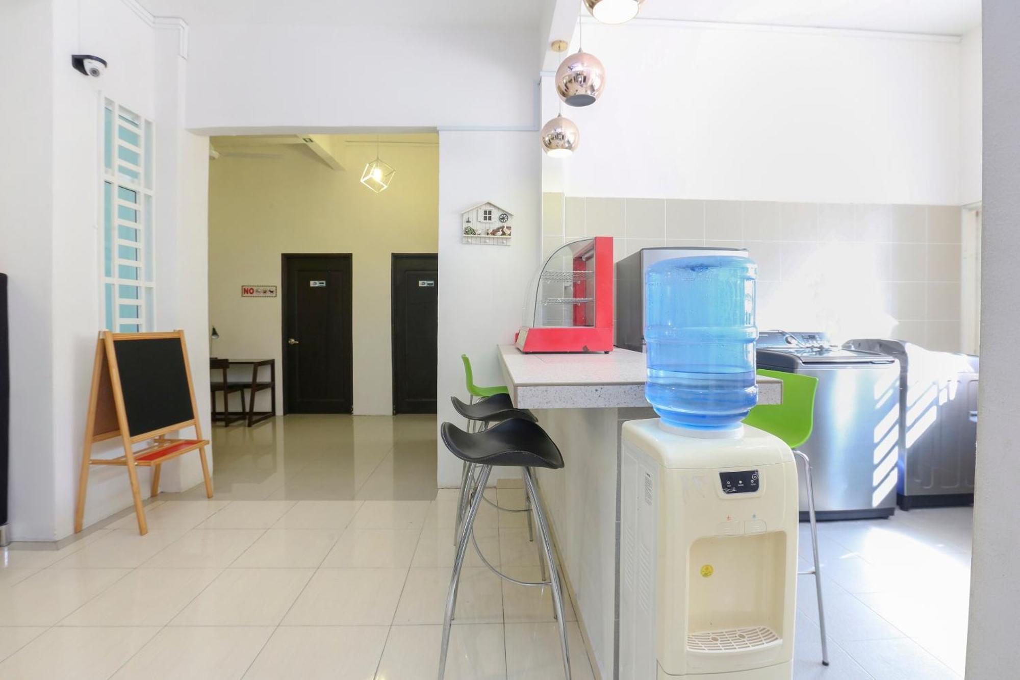Oyo 90132 Come Inn Premium Kuala Terengganu Exterior foto
