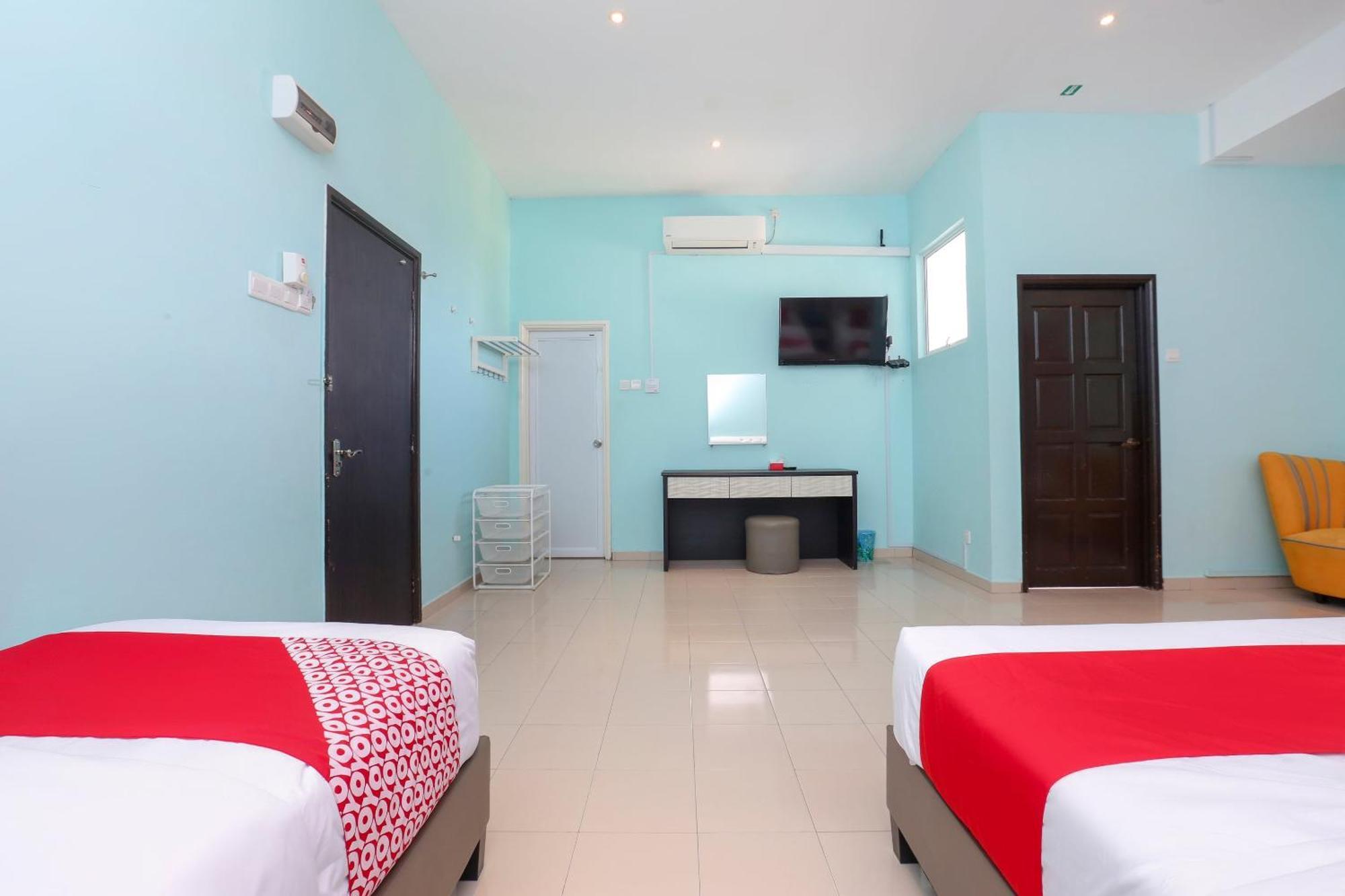 Oyo 90132 Come Inn Premium Kuala Terengganu Exterior foto
