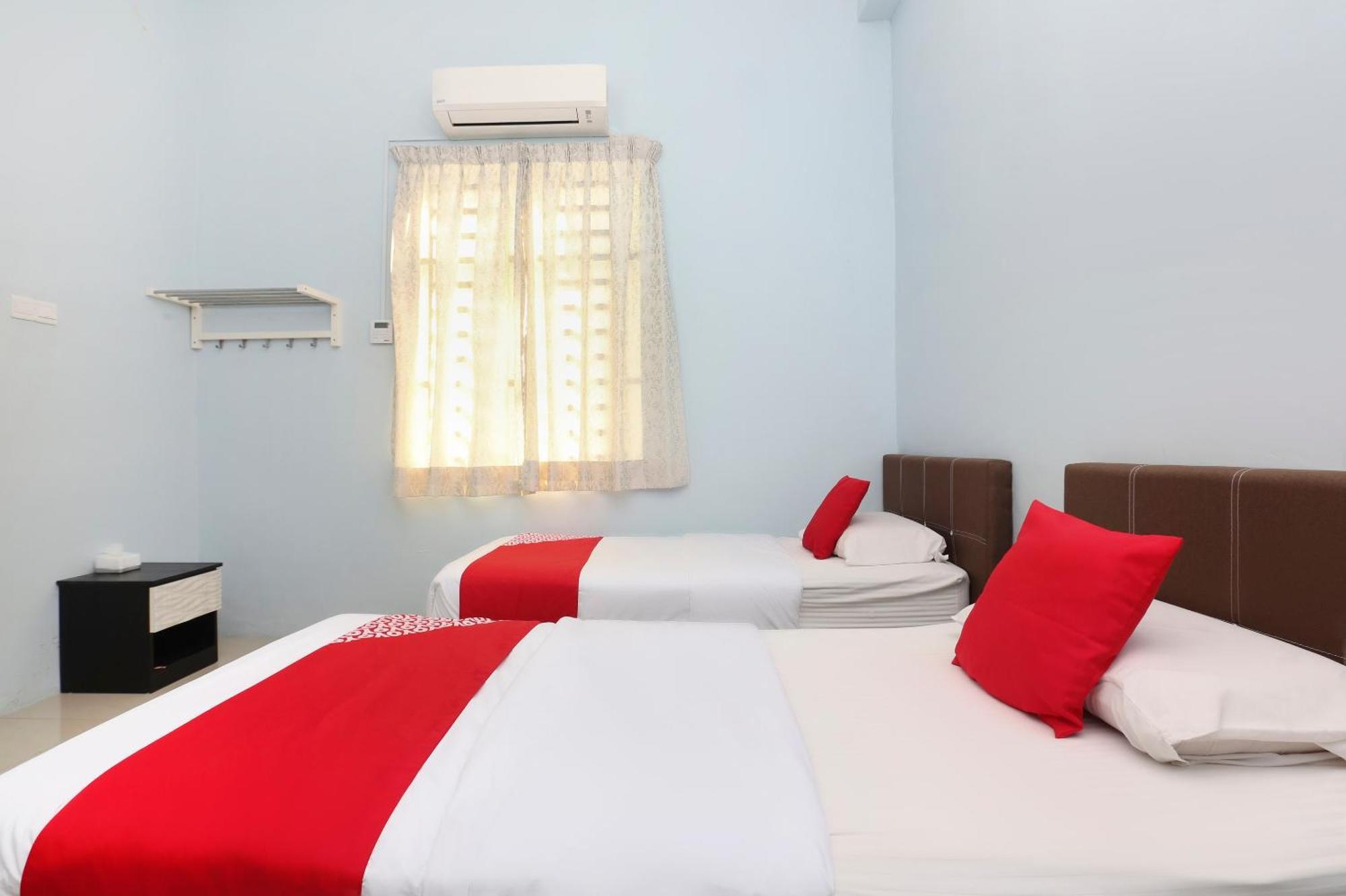 Oyo 90132 Come Inn Premium Kuala Terengganu Exterior foto