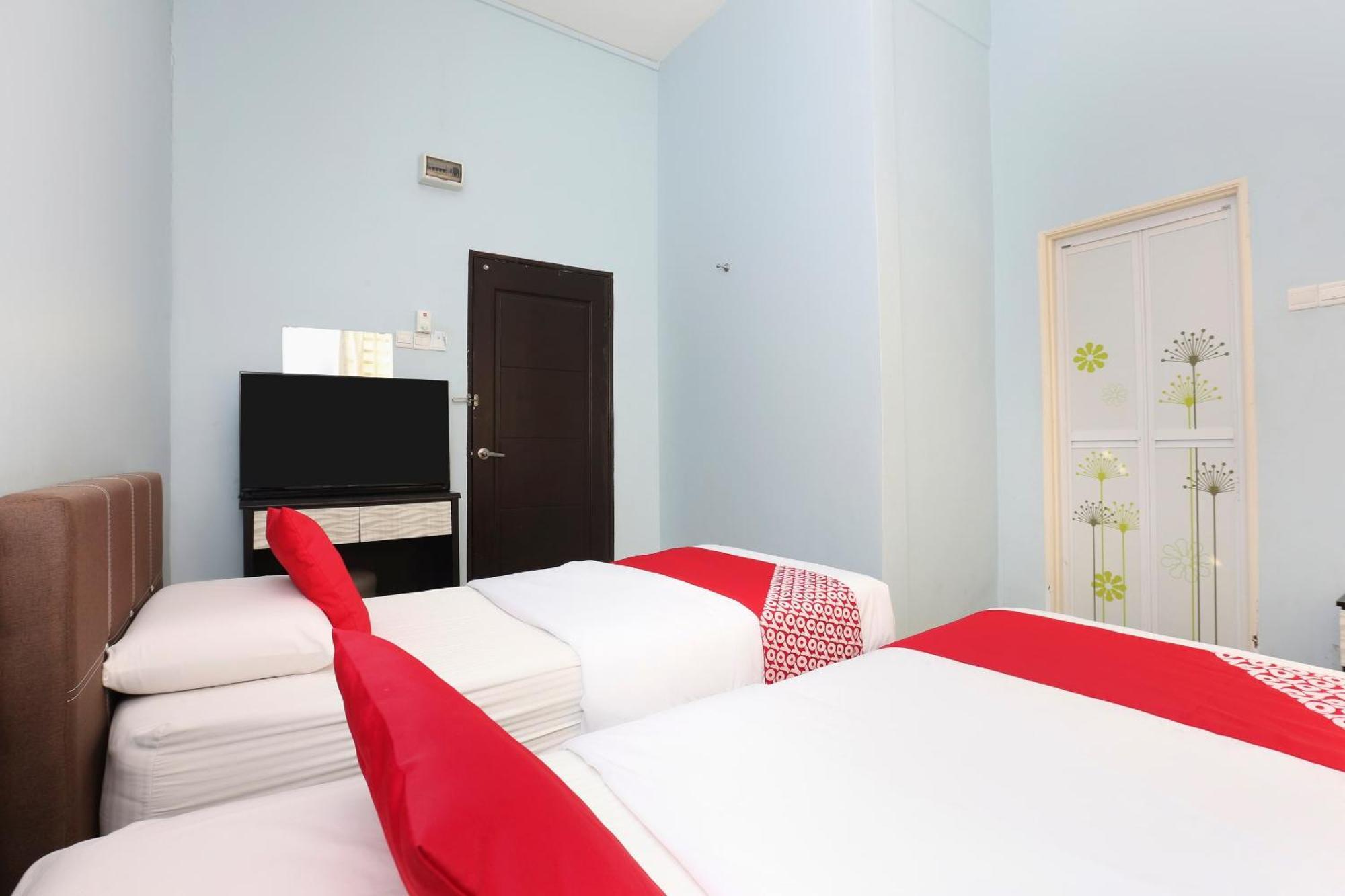 Oyo 90132 Come Inn Premium Kuala Terengganu Exterior foto